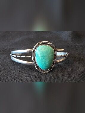 Sterling Silver Turquoise Cuff Bracelet – Southwestern Artisan Style Statement
